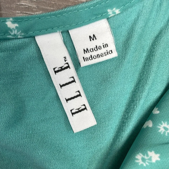 Elle Sleeveless Floral Blouse Back Keyhole Opening with Tie M - Picture 11 of 15